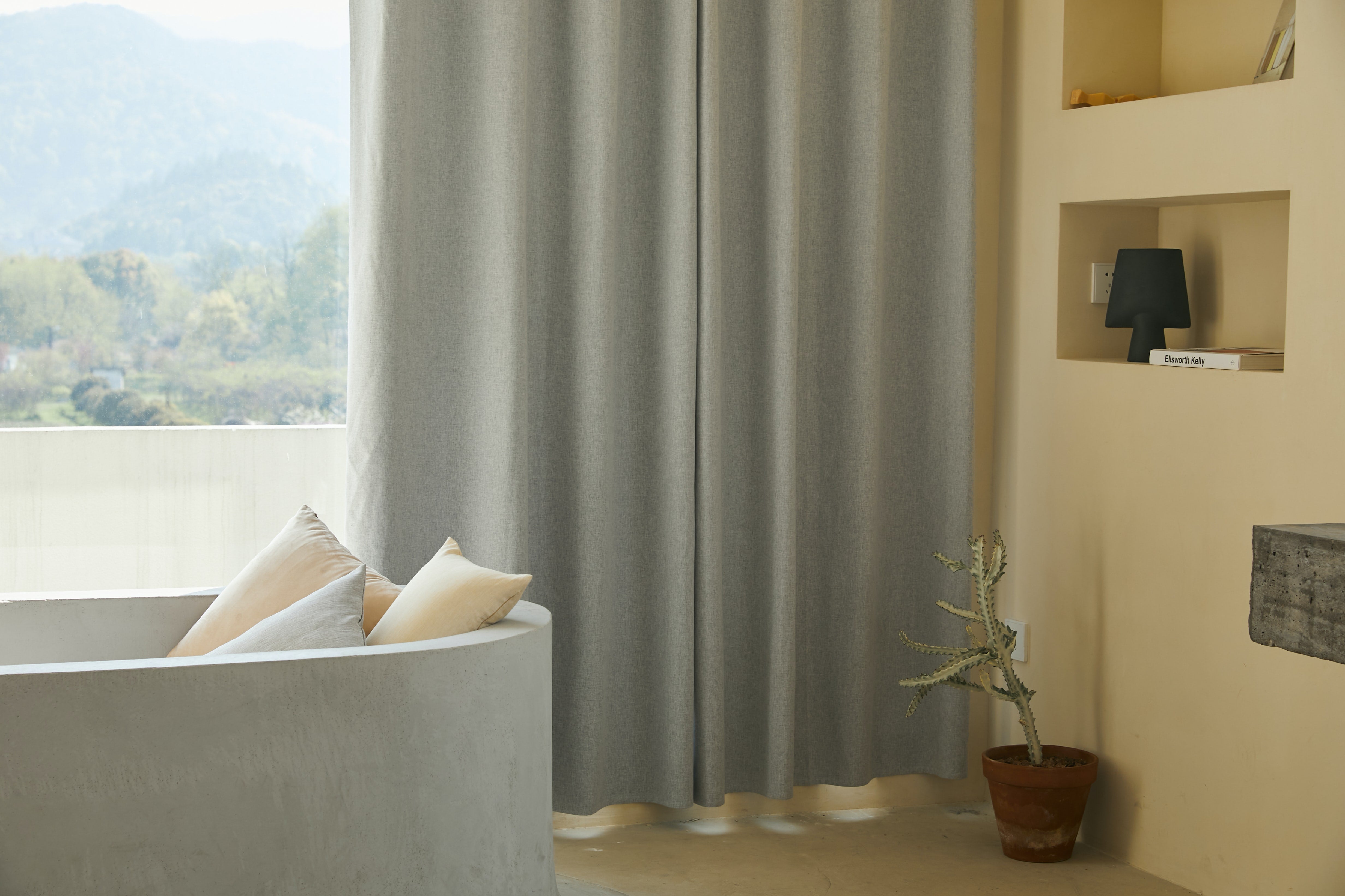 What are the latest trends in curtains?