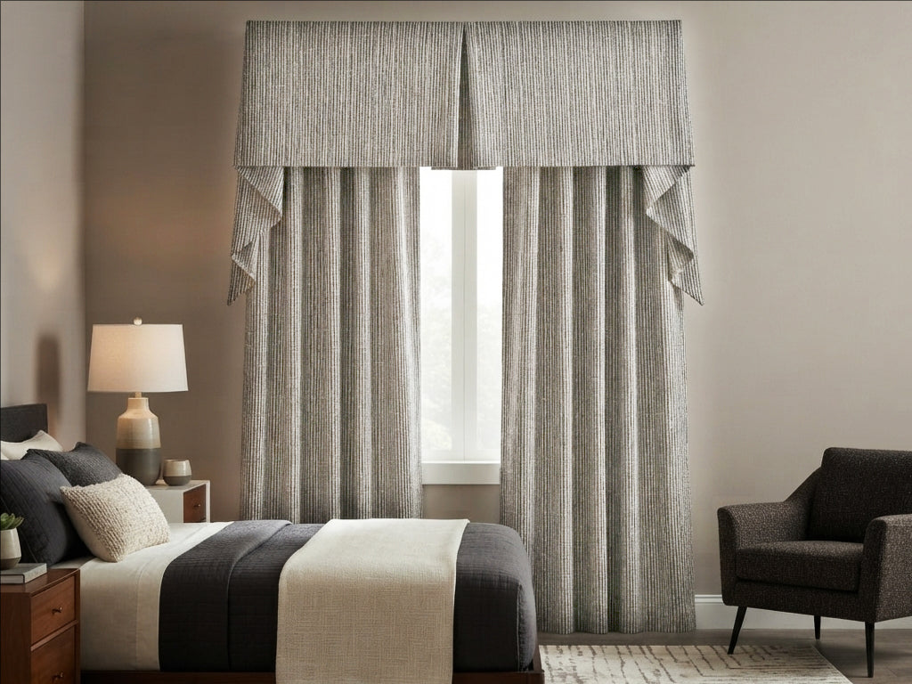 Lattice Silver Valance