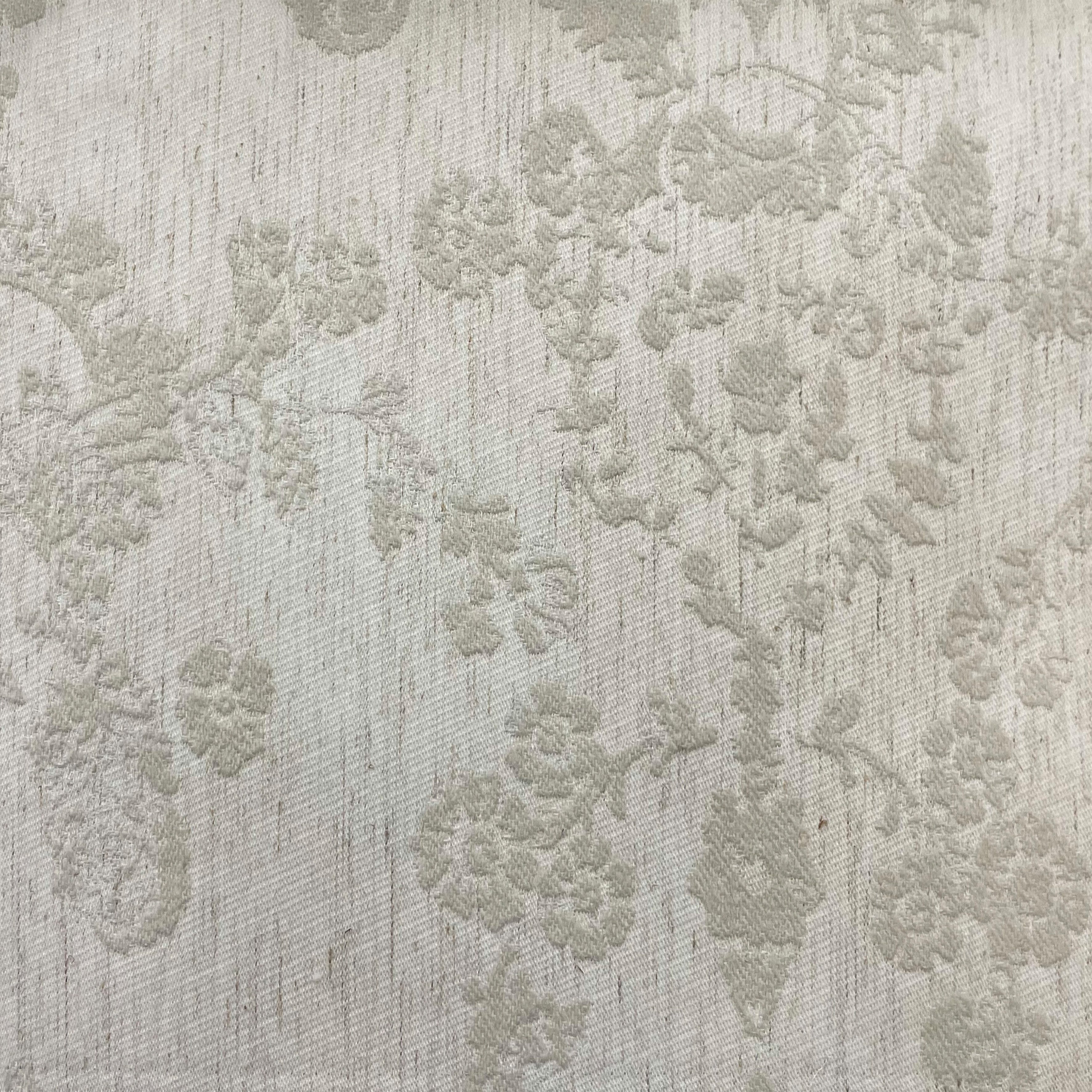 Flower Pearl Roman Shade